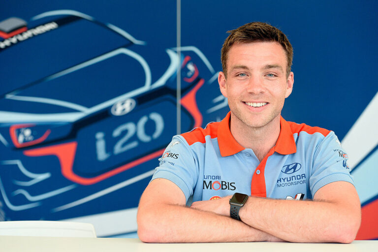 Hayden Paddon wechselt in den Rallycross