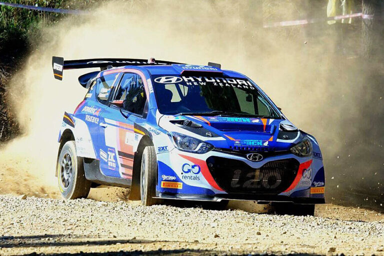 Kein Glück für Paddon im 600 PS Hyundai