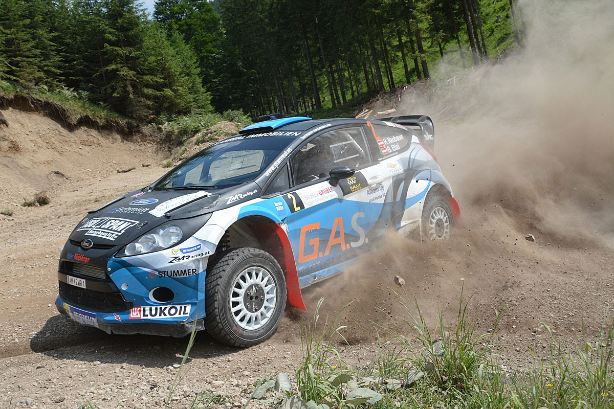 Neubauer gewinnt Schneebergland-Rallye