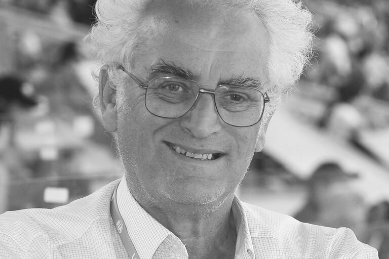 Abschied von Martin Holmes