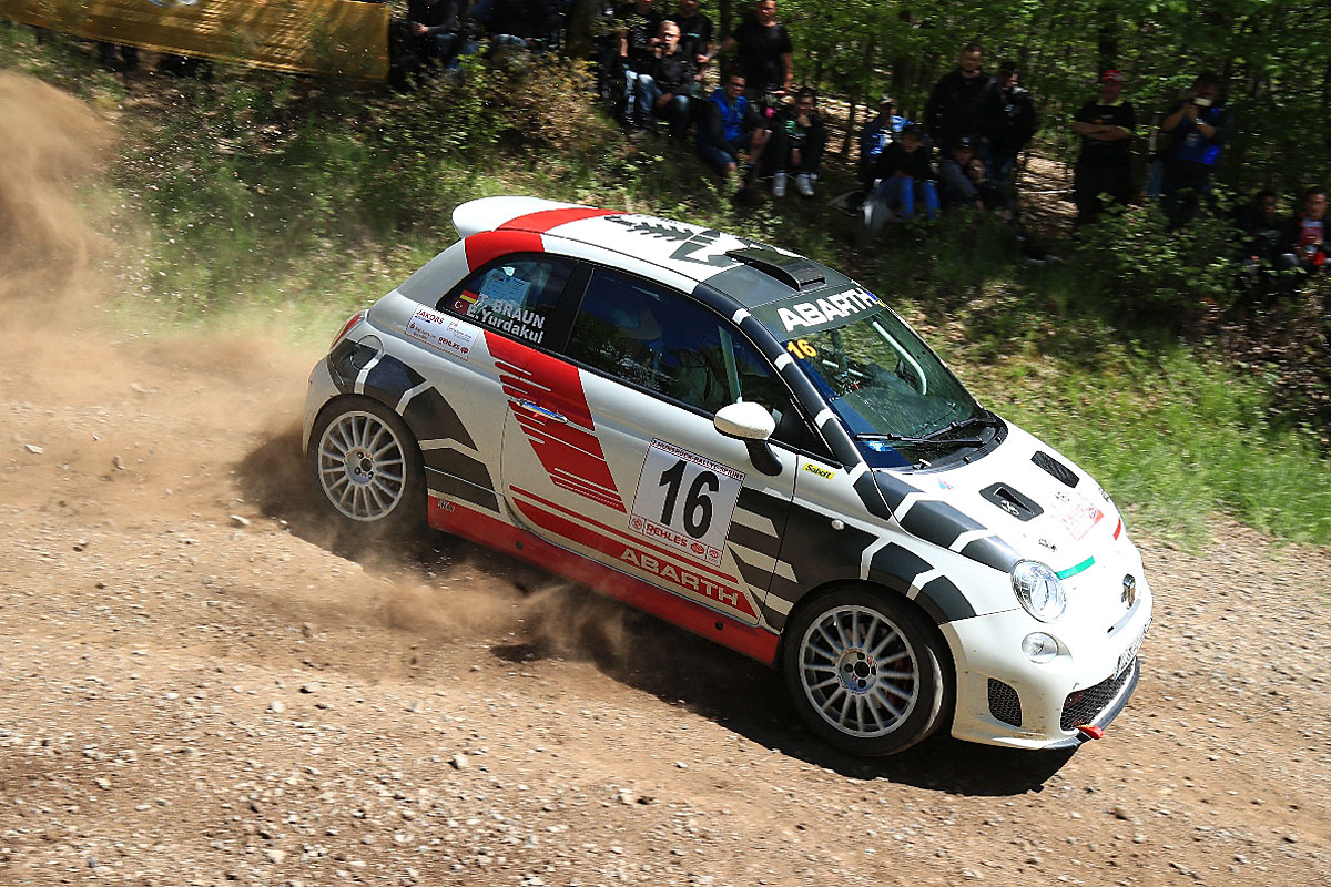 Rallye satt zu Pfingsten