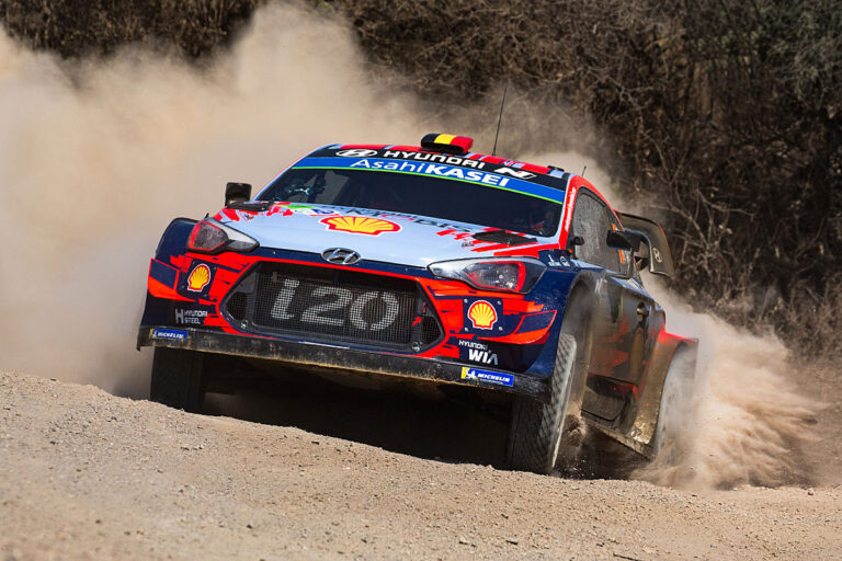 Setzt Hyundai in Südamerika auf Loeb statt auf Mikkelsen?