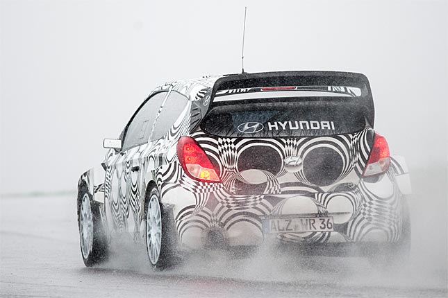 Neuville erstmals im Hyundai i20 WRC