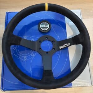 Neues Sparco Lenkrad geschüsselt R345