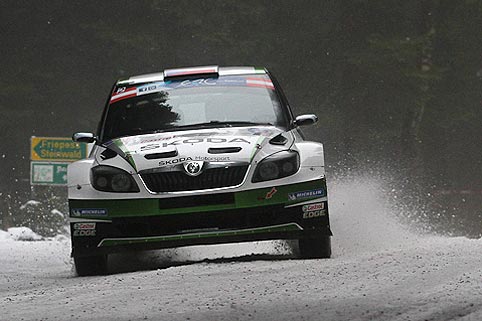 Kopecky gewinnt erste Etappe