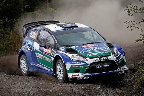 Latvala knapp vor Loeb