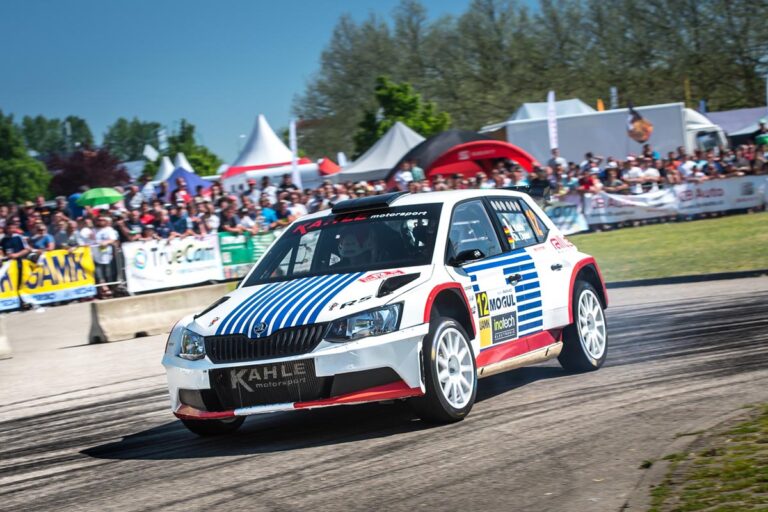 Rallye Pacejov: Kahle/Doerr gegen die schnellen Tschechen