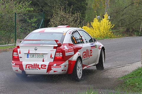 Kahle driftet auf Platz 5