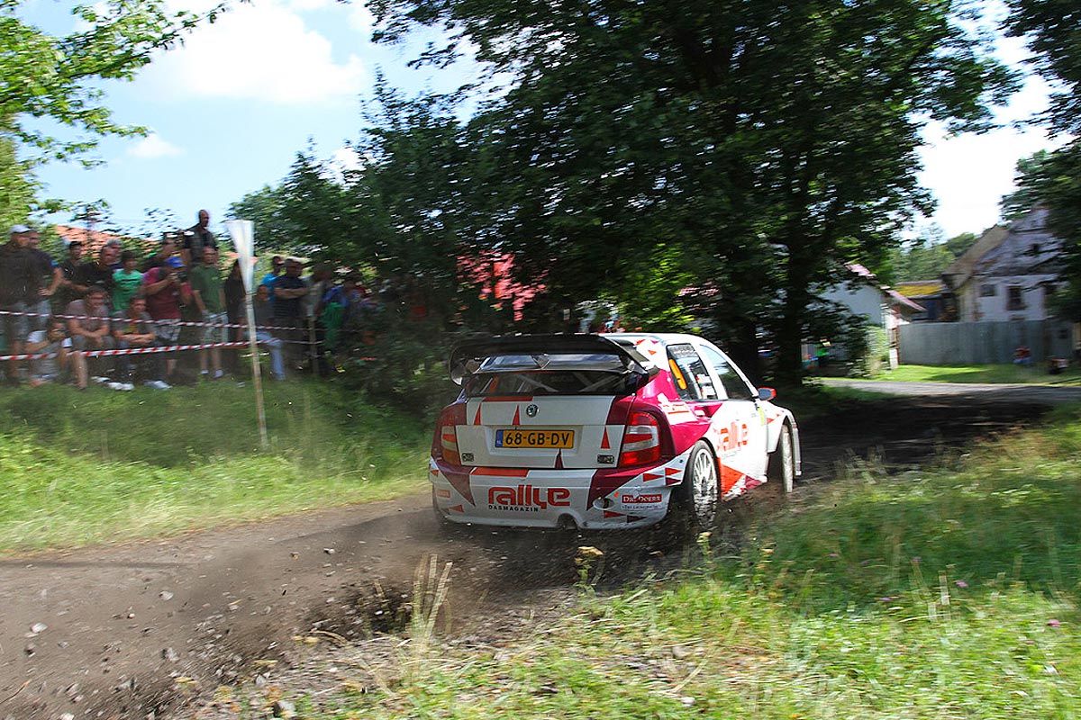 Kahle und Doerr erneut im Fabia WRC