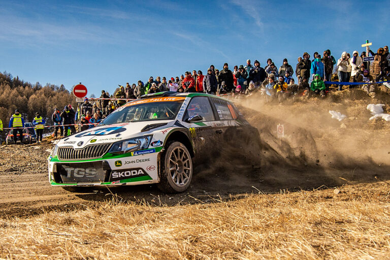 Rovanperä kämpft sich nach Missgeschick zurück