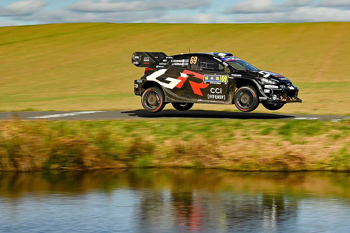 Central European Rallye: Rovanperä führt – Ogier patzt
