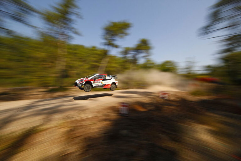Meeke ist Schnellster im Shakedown