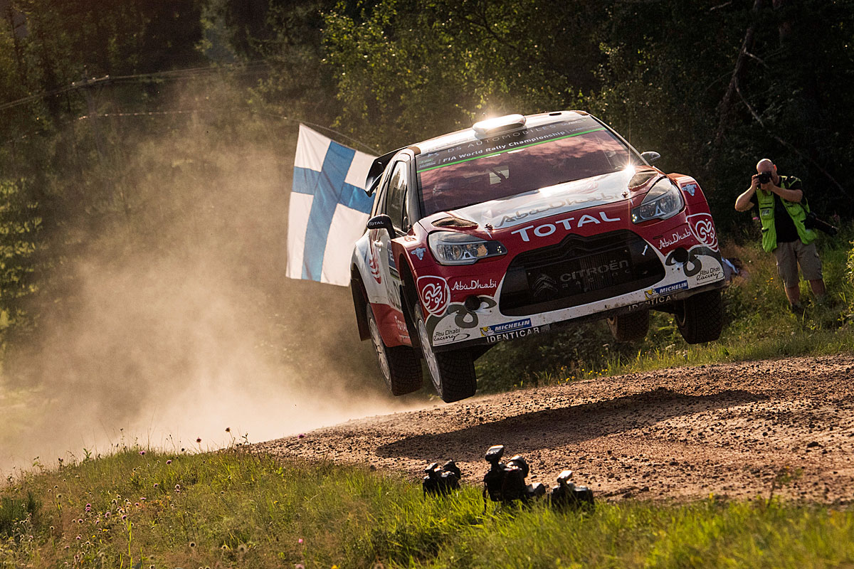 Meeke gewinnt erste Finnland-Etappe