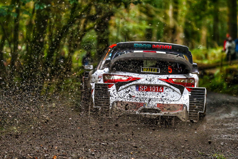 Meeke setzt Bestzeit im Shakedown