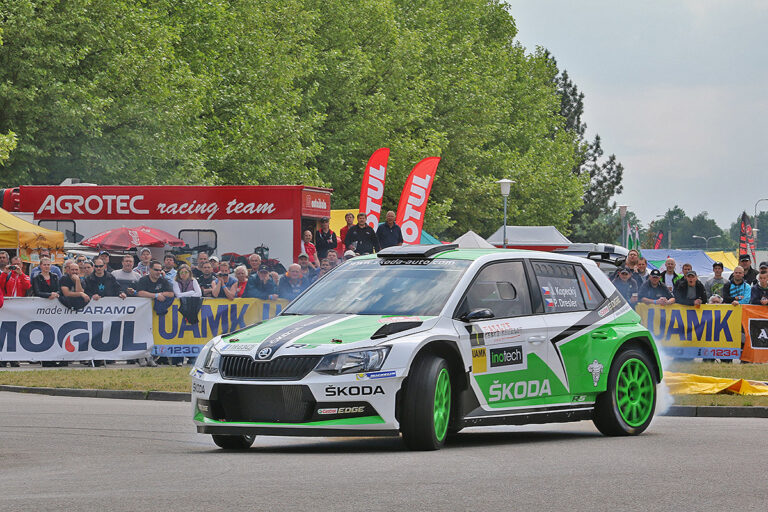 Cesky Krumlov: Kopecky mit Last-Minute-Sieg