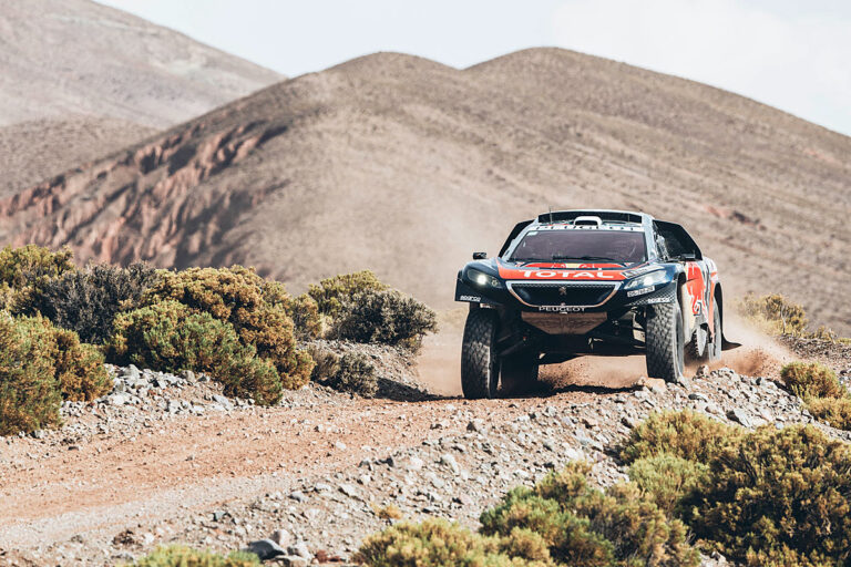 Dakar 5. Etappe: Dritter Tagessieg für Sebastien Loeb