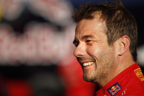 Loeb bleibt knapp vorn