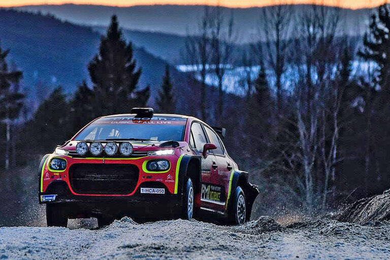 Östberg greift zusammen mit Citroën nach WRC2-Titel