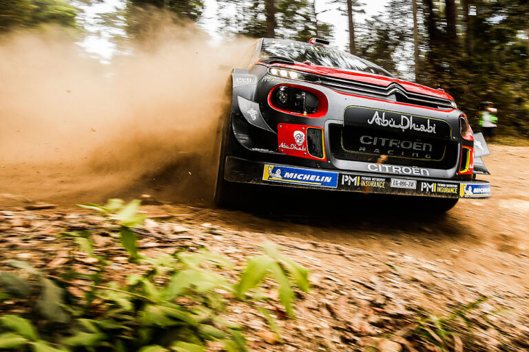 Australien nach Tag 1: Östberg führt – Probleme für Neuville