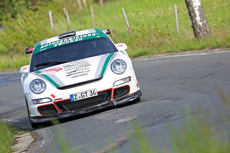 Sachsen: Porsche-Fahrer fordern DRM-Spitze heraus