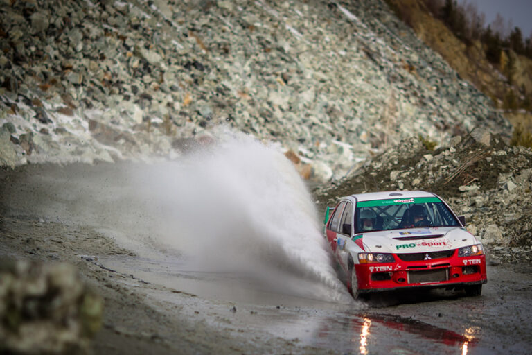 Makarov mit Titel in Russland