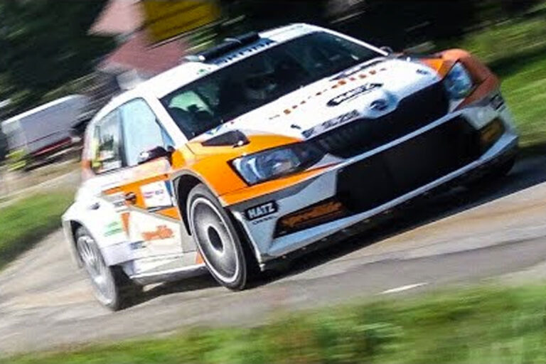 Koch vor Zeltner in Niederbayern