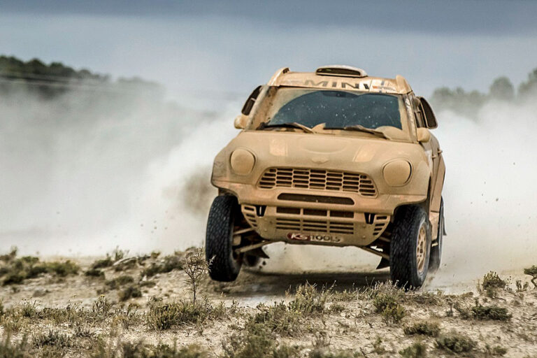 Hirvonen wird bei Mini-Premiere Dritter