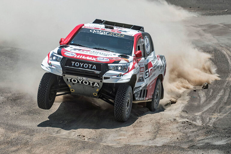 Al-Attiyah hängt Peterhansel endgültig ab