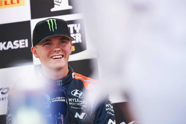 Oliver Solberg wird Hyundai-Werkspilot