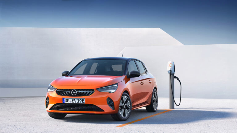 Opel Corsa fährt ins Elektrozeitalter
