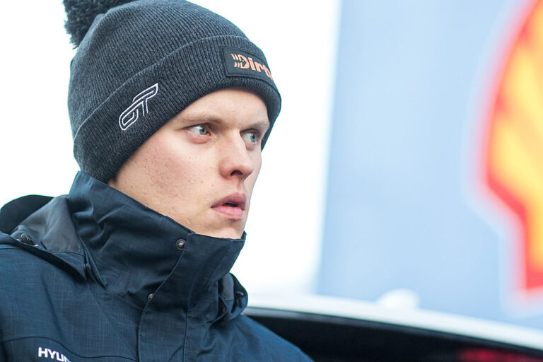 Nach Unfall: Tänak und Järveoja bleiben im Krankenhaus