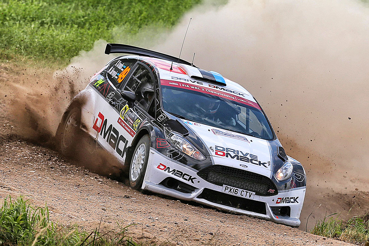 Tänak baut seine Führung weiter aus