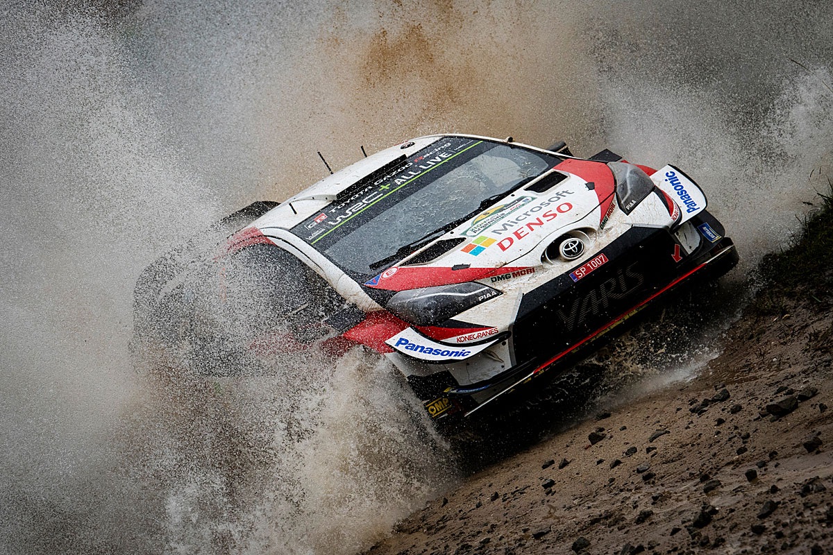 Tänak setzt Neuville unter Druck