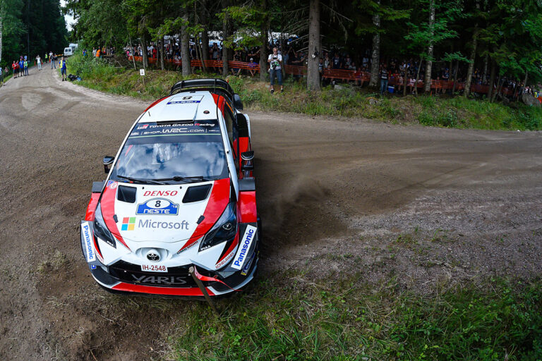 Rallye Finnland nach WP11: Tänak knapp vor Östberg