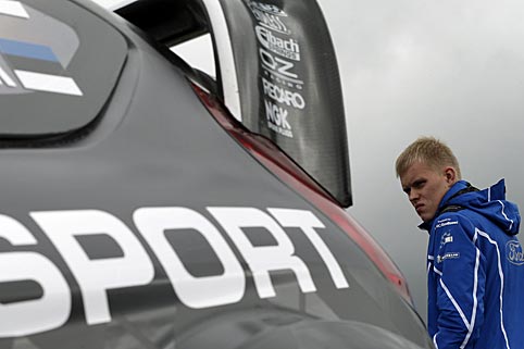 Tänak bei Comeback Zweiter