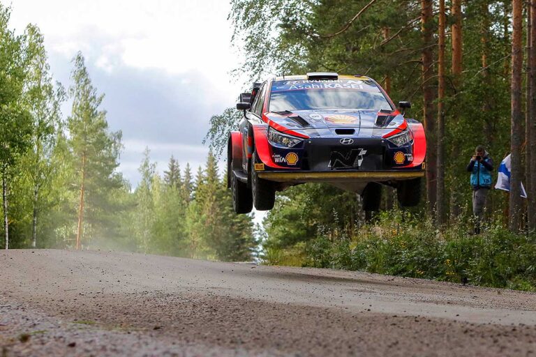 Ott Tänak gewinnt die Rallye Finnland