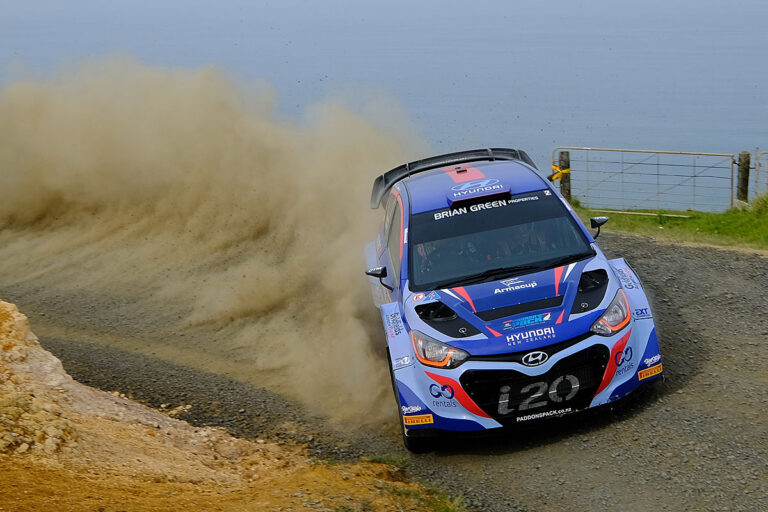 Paddon gewinnt WM-Hoffnungsträger