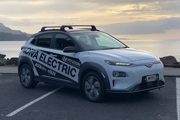 Hayden Paddon trainiert im Elektroauto