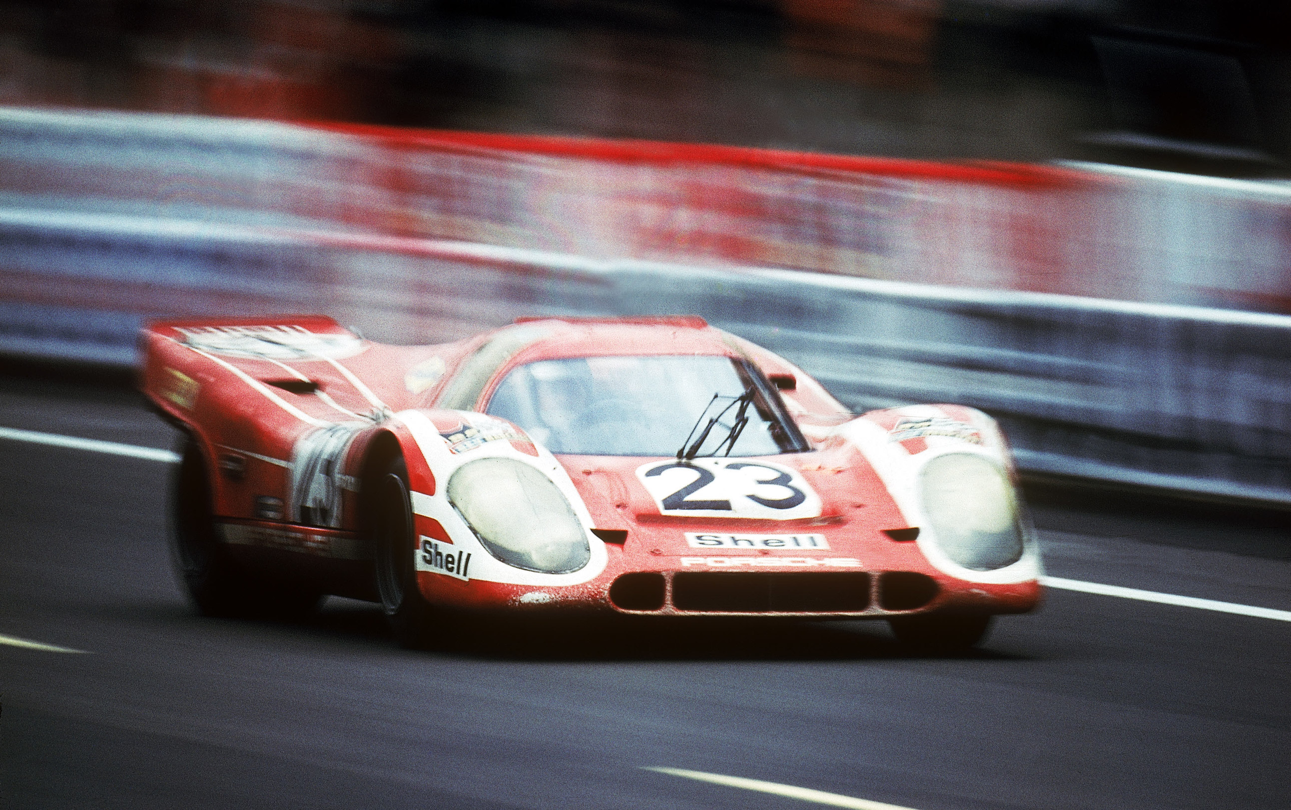 Porsche stellt die 917-Historie aus