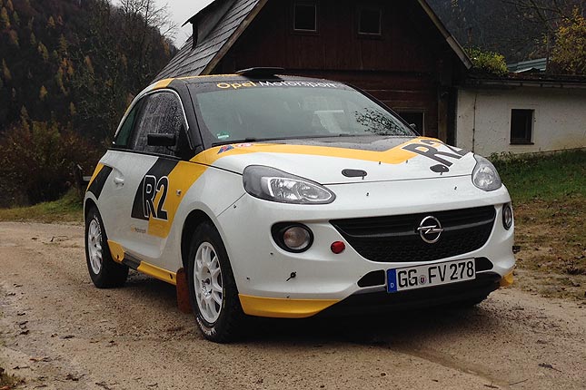 Schottertest für Opel Adam R2