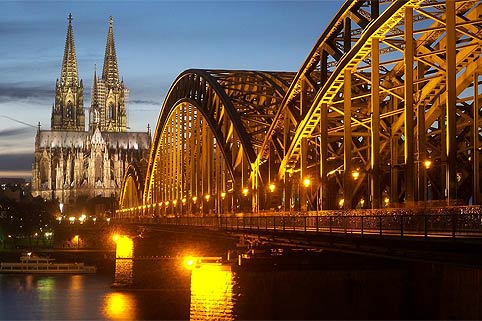 WM-Start vor Kölner Dom