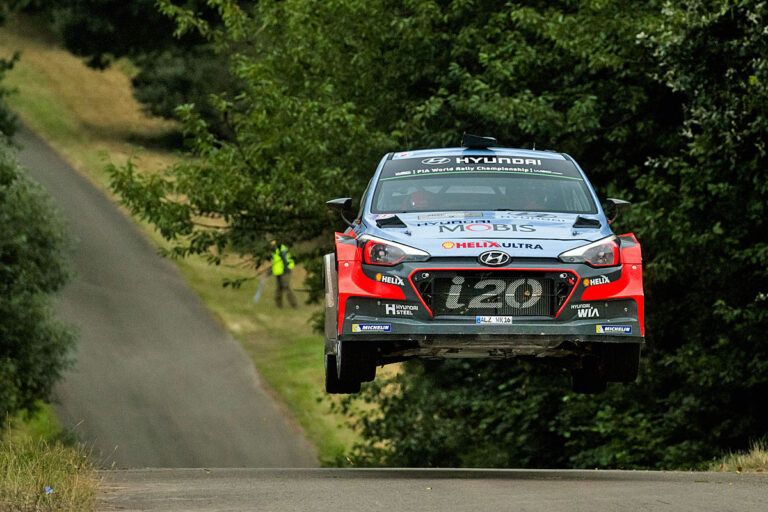 Rallye Deutschland: Hyundai-Duo kassiert Mikkelsen