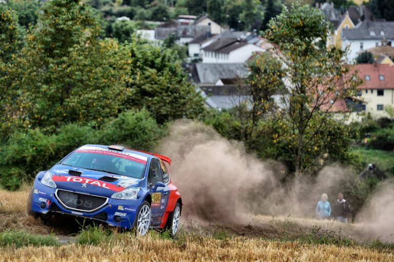 Rallye Deutschland: Auftakt und Prüfung in Saarbrücken