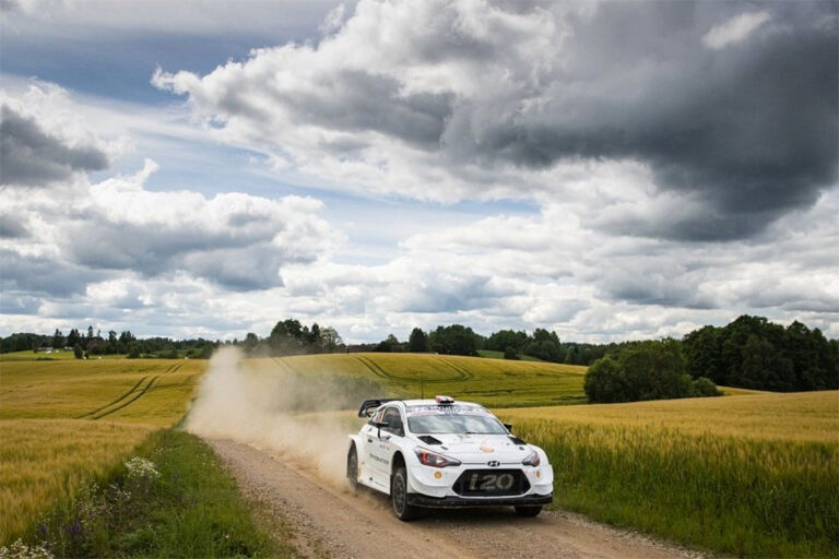 Rallye Estland: Erst das Aus, nun winkt der WM-Status