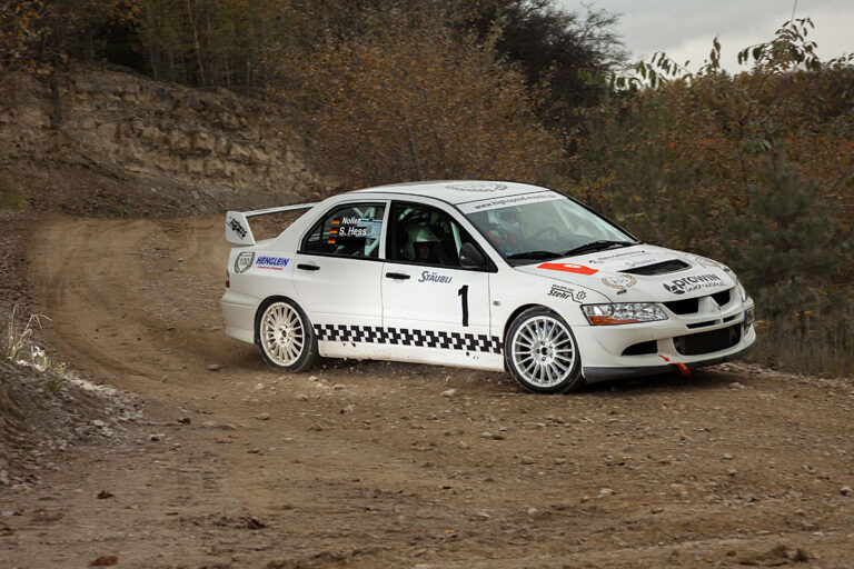 Noller siegt nach Sekundenkrimi