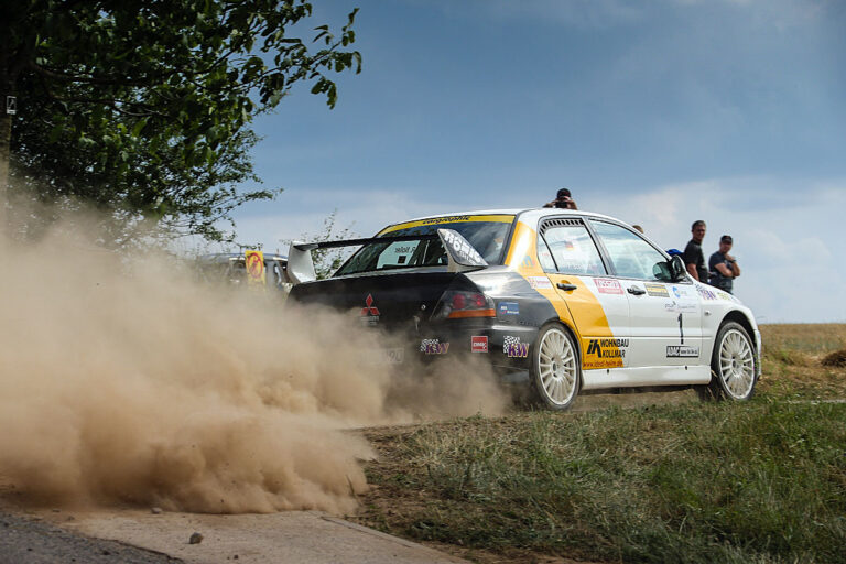 Noller, Broschart, Gengler in Losheim vorn