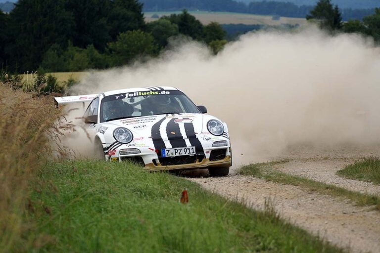 Zeltner führt nach Mini-Auftakt