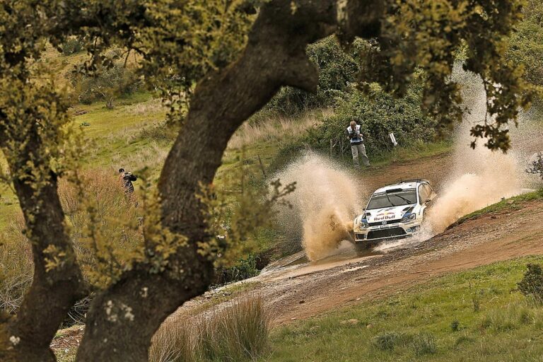 Reifenflüsterer Ogier einsame Spitze