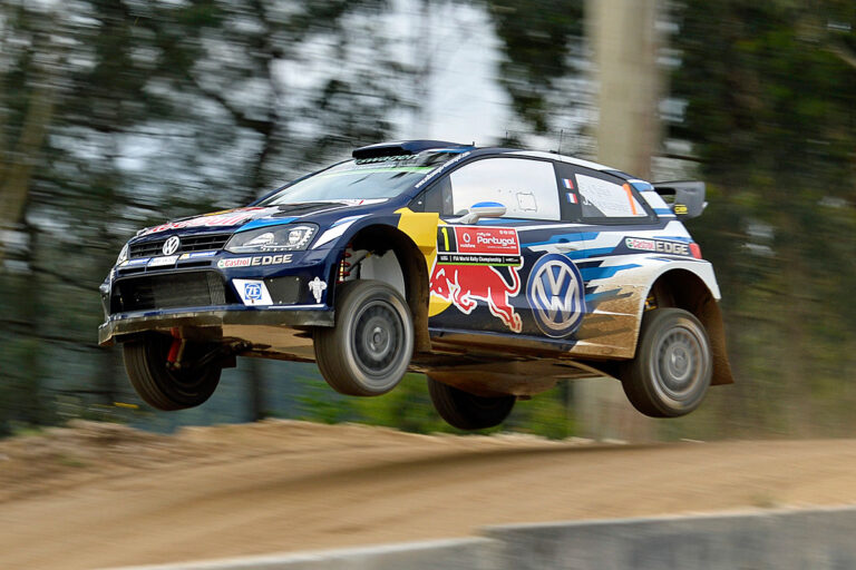 Portugal: Ogier knapp vor Neuville