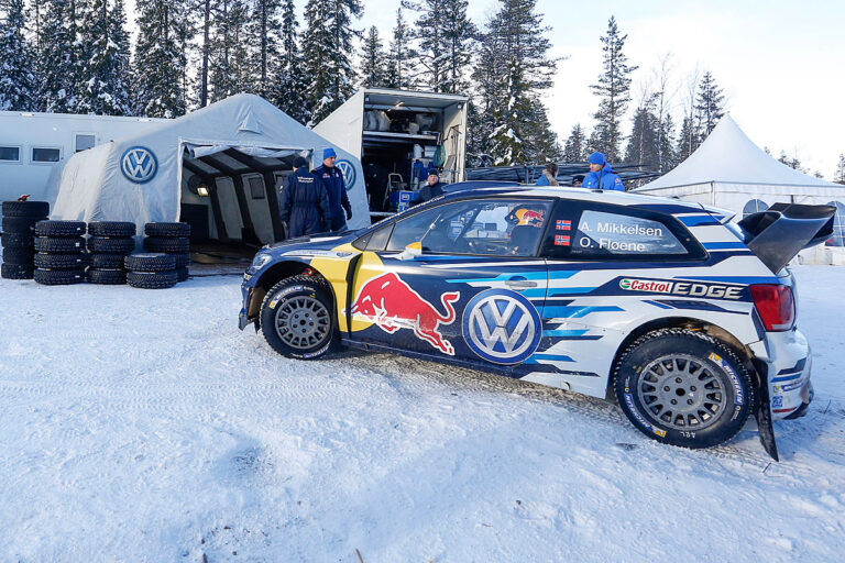 Vier zusätzliche Reifen für Schweden-Starter